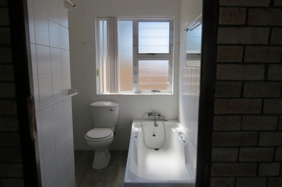 3 Bedroom Property for Sale in Stilbaai Wes Western Cape